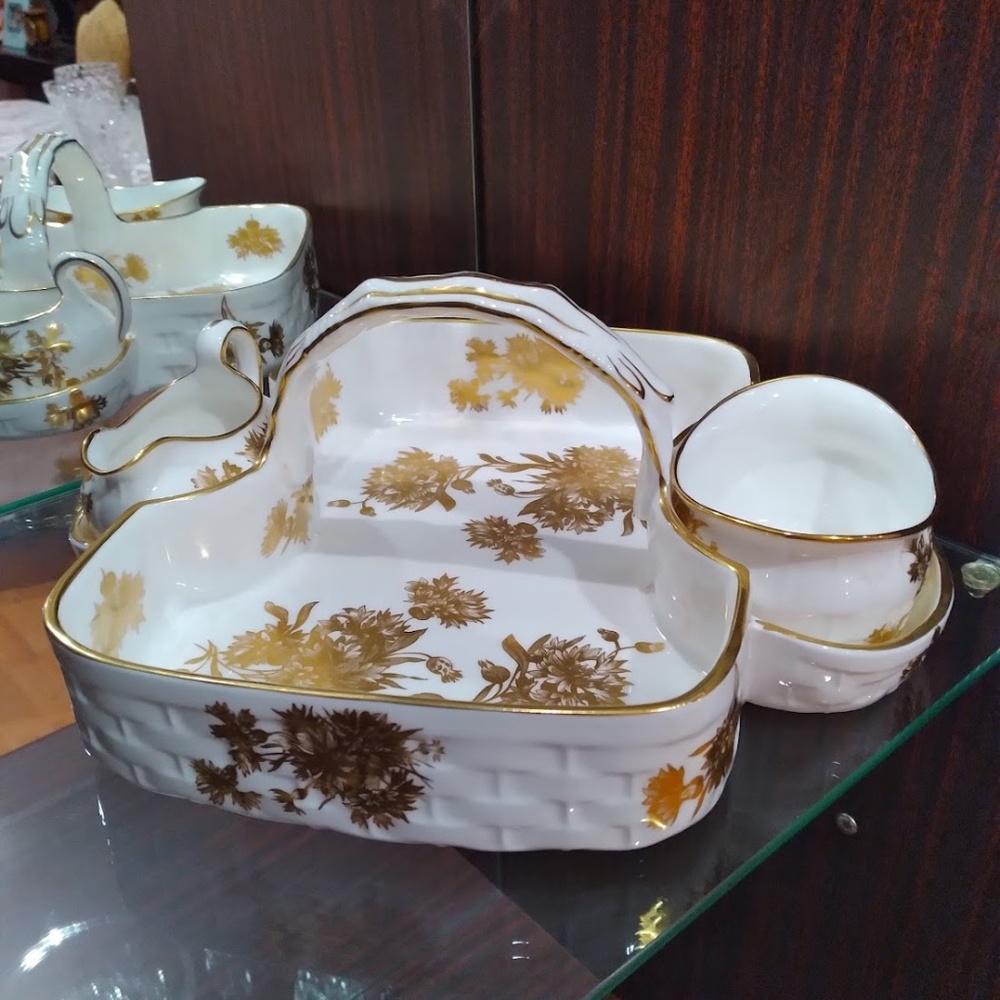 Golden Cornflower by HAMMERSLEY Bone China Made in England